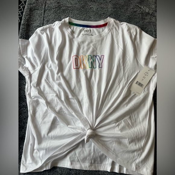 Dkny Tops - DKNY White XL T-Shirt